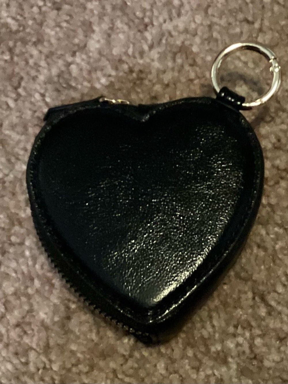 Black Heart Keychain Coin Pouch - Compact Leather Accessory